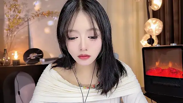 xiaodaibabyy online show from 2, 1, 2025