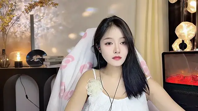 xiaodaibabyy online show from 25, 2, 2025