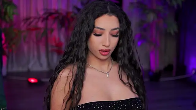 GinaValentinna online show from 18, 9, 2025