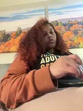 Snapshot of juicybooty_cherri2 chatting on 1, 1, 2025 juicybooty cherri2 online show from 1, 1, 2025