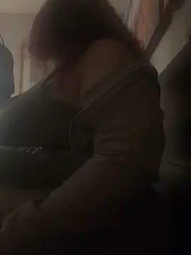 Snapshot of juicybooty_cherri2 chatting on 1, 1, 2025 juicybooty cherri2 online show from 1, 1, 2025