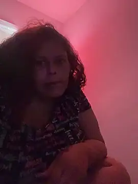 Snapshot of juicybooty_cherri2 chatting on 2, 1, 2025 juicybooty cherri2 online show from 2, 1, 2025