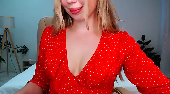Snapshot of NaughtyNylonFeet chatting on 1, 1, 2025 NaughtyNylonFeet online show from 1, 1, 2025