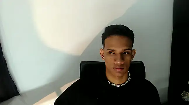 AbrahanBratz online show from 11, 12, 2024