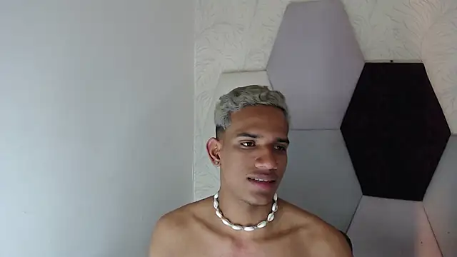 AbrahanBratz online show from 30, 1, 2025