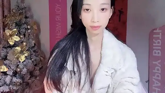 Snapshot of Lili-2 chatting on 3, 1, 2025 Lili-2 online show from 3, 1, 2025