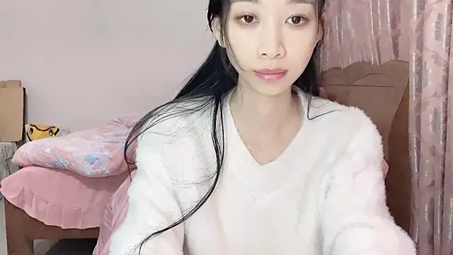 Snapshot of Lili-2 chatting on 3, 2, 2025 Lili-2 online show from 3, 2, 2025