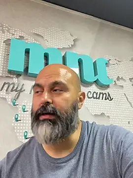Snapshot of Gabriel_Harmant chatting on 18, 6, 2026 Gabriel Harmant online show from 18, 6, 2026