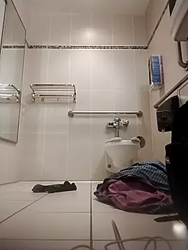 axelongshaft69 online show from 3, 12, 2025