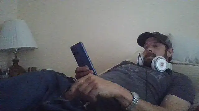 Snapshot of axelongshaft69 chatting on 15, 5, 2026 axelongshaft69 online show from 15, 5, 2026