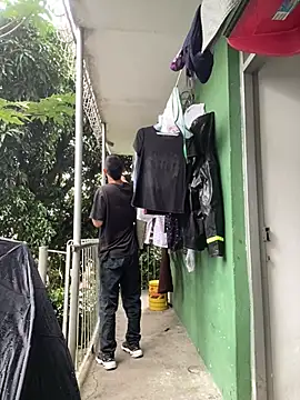 Jestebanano online show from 3, 2, 2026