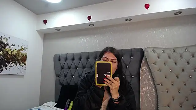 Snapshot of Melodi_Roux chatting on 1, 3, 2025 Melodi Roux online show from 1, 3, 2025