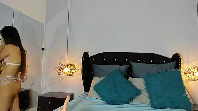 Snapshot of Emma_Payton chatting on 13, 2, 2025 Emma Payton online show from 13, 2, 2025