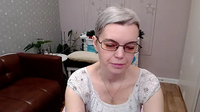 Cutie Erikaa1 online show from 10, 1, 2026