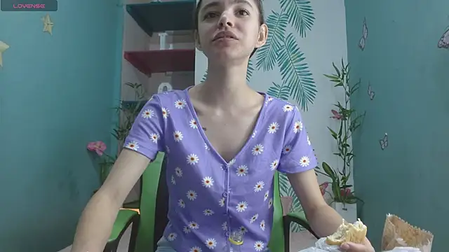 Mia-kalinfa online show from 14, 12, 2024