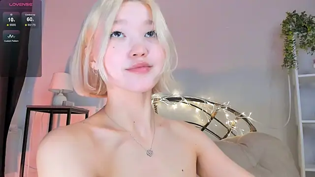 Snapshot of milli_sun_ chatting on 26, 1, 2025 milli sun online show from 26, 1, 2025