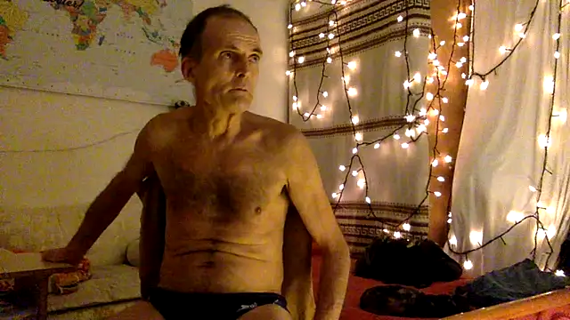 Snapshot of TowaFreespirit chatting on 2, 12, 2024 TowaFreespirit online show from 2, 12, 2024