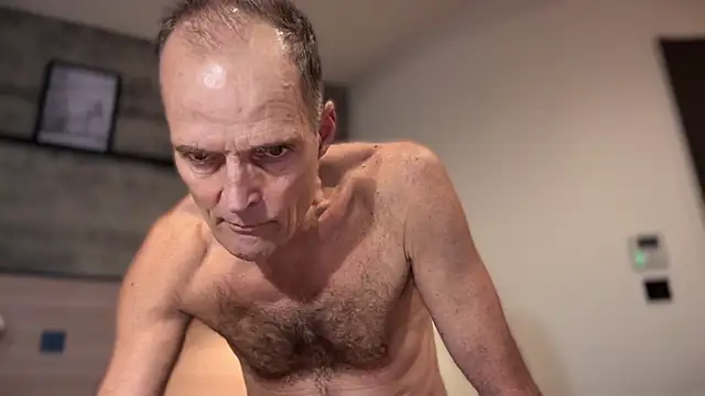 Snapshot of TowaFreespirit chatting on 26, 12, 2024 TowaFreespirit online show from 26, 12, 2024