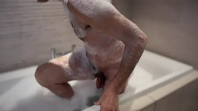 Snapshot of TowaFreespirit chatting on 1, 1, 2025 TowaFreespirit online show from 1, 1, 2025