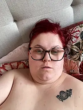 Snapshot of Tallulah-mae-xoxox chatting on 9, 3, 2025 Tallulah-mae-xoxox online show from 9, 3, 2025
