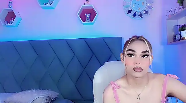 Hallyhott online show from 2, 12, 2024