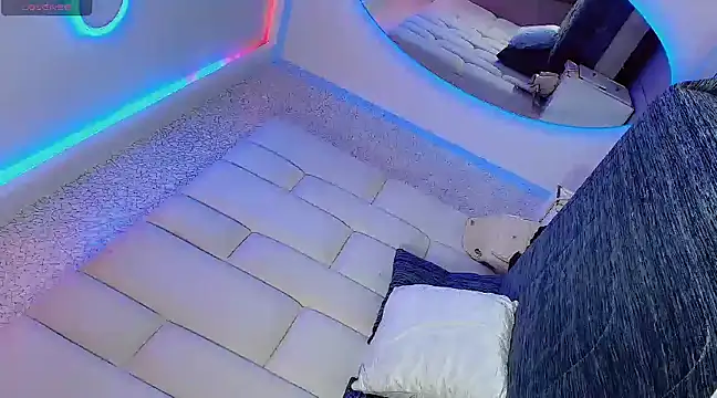 Hallyhott online show from 3, 3, 2025