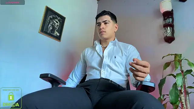 Adrian Mill3r online show from 4, 11, 2025