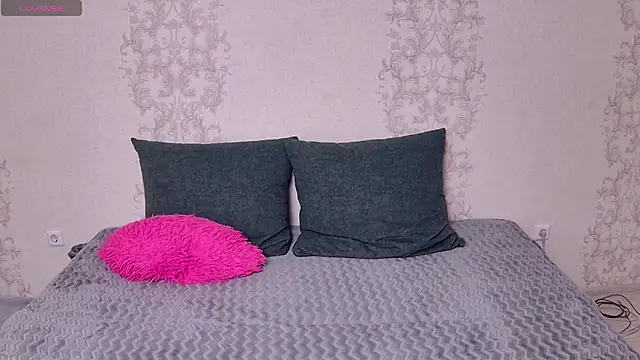 Moonlight Jasmine online show from 8, 4, 2026