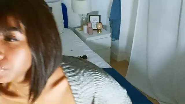 Snapshot of IamCrystal2 chatting on 23, 3, 2025 IamCrystal2 online show from 23, 3, 2025