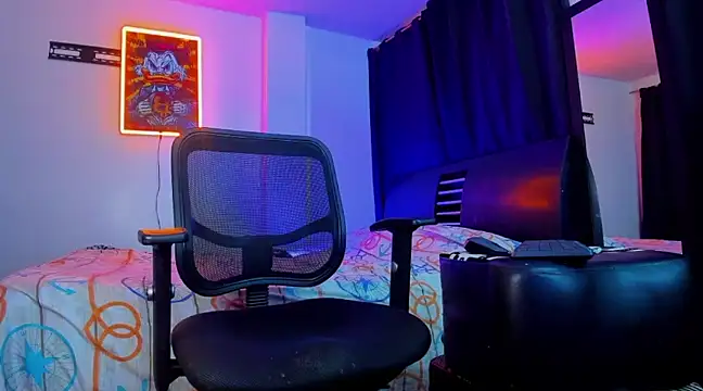 Giomar Reyes online show from 7, 3, 2025