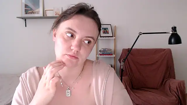 Snapshot of Lella_Ryann_ chatting on 19, 7, 2026 Lella Ryann online show from 19, 7, 2026