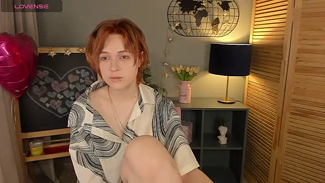 Snapshot of fiamoory chatting on 1, 3, 2025 fiamoory online show from 1, 3, 2025