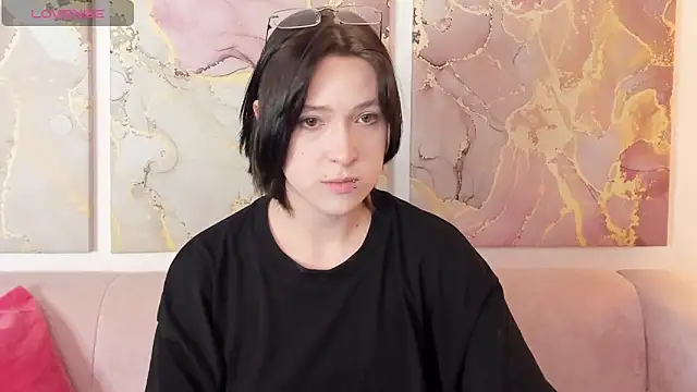 fiamoory online show from 6, 4, 2026