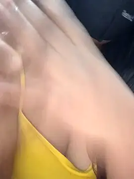 delhi gril online show from 17, 9, 2025