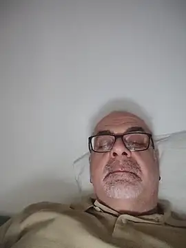 Satiro Sevilla online show from 15, 2, 2026