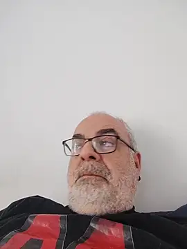 Satiro Sevilla online show from 26, 2, 2026