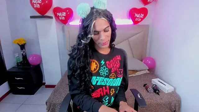 Strella ferrera online show from 15, 2, 2025