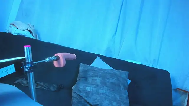 Strella ferrera online show from 8, 3, 2025