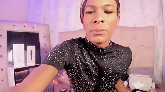 Strella ferrera online show from 18, 1, 2026