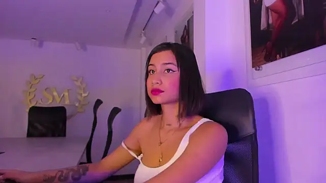 Snapshot of NairobiLee chatting on 3, 3, 2025 NairobiLee online show from 3, 3, 2025