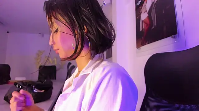 Snapshot of NairobiLee chatting on 5, 3, 2025 NairobiLee online show from 5, 3, 2025