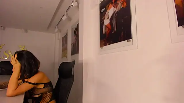 Snapshot of NairobiLee chatting on 19, 3, 2025 NairobiLee online show from 19, 3, 2025