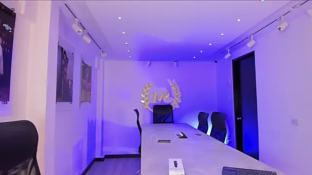 Snapshot of NairobiLee chatting on 2, 10, 2025 NairobiLee online show from 2, 10, 2025