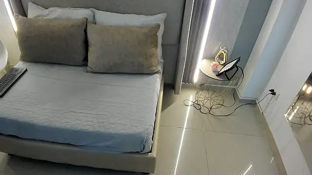 Snapshot of NairobiLee chatting on 18, 11, 2025 NairobiLee online show from 18, 11, 2025