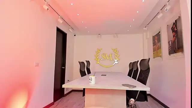 Snapshot of NairobiLee chatting on 7, 1, 2026 NairobiLee online show from 7, 1, 2026