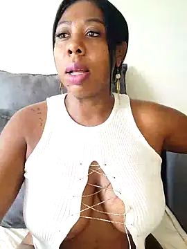 IsabellaaSmith online show from 13, 2, 2025