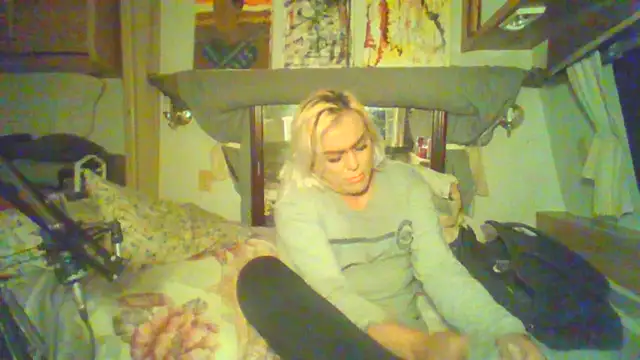 HoneyBdaQueen online show from 21, 10, 2025