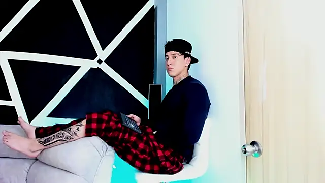 JUSTIN FULLER1 online show from 20, 10, 2025