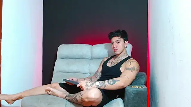 JUSTIN FULLER1 online show from 8, 2, 2026