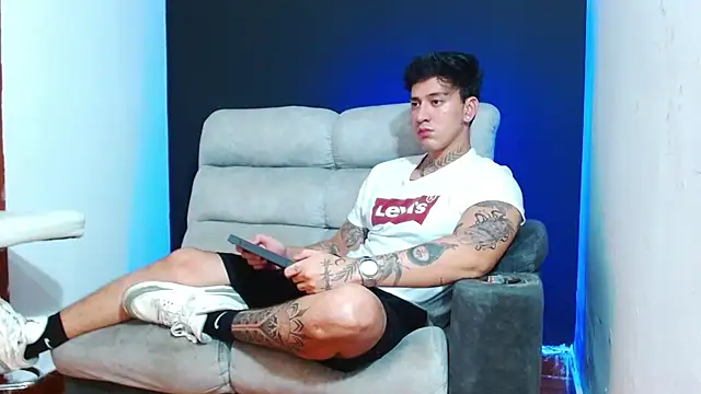 Snapshot of JUSTIN_FULLER1 chatting on 27, 5, 2026 JUSTIN FULLER1 online show from 27, 5, 2026